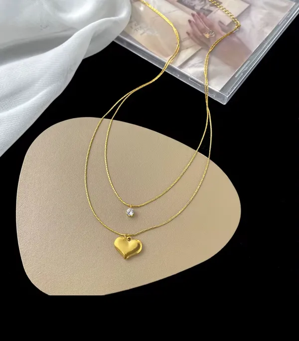 Golden_Stainless_Steel_And_Hypoallergenic_Coating_Necklace_For_Women